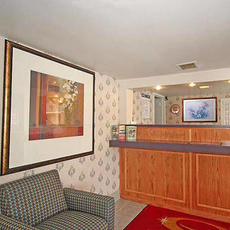 The Townhouse Inn Highpoint インテリア 写真